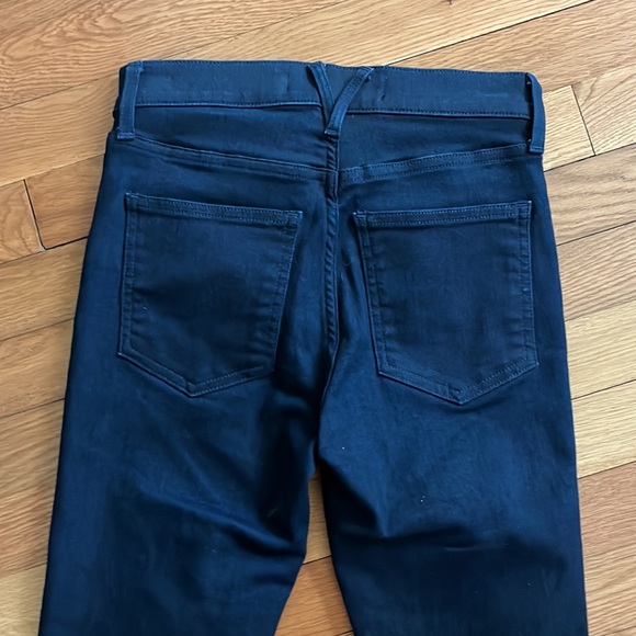 Veronica Beard Debbie Skinny Jean in Indigo - Picture 14 of 15